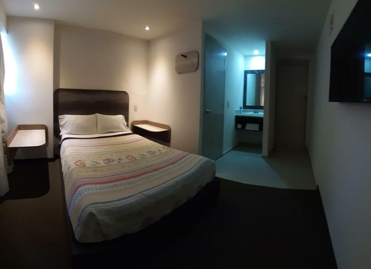 Hb Express Hotel Tlaxcala Ngoại thất bức ảnh