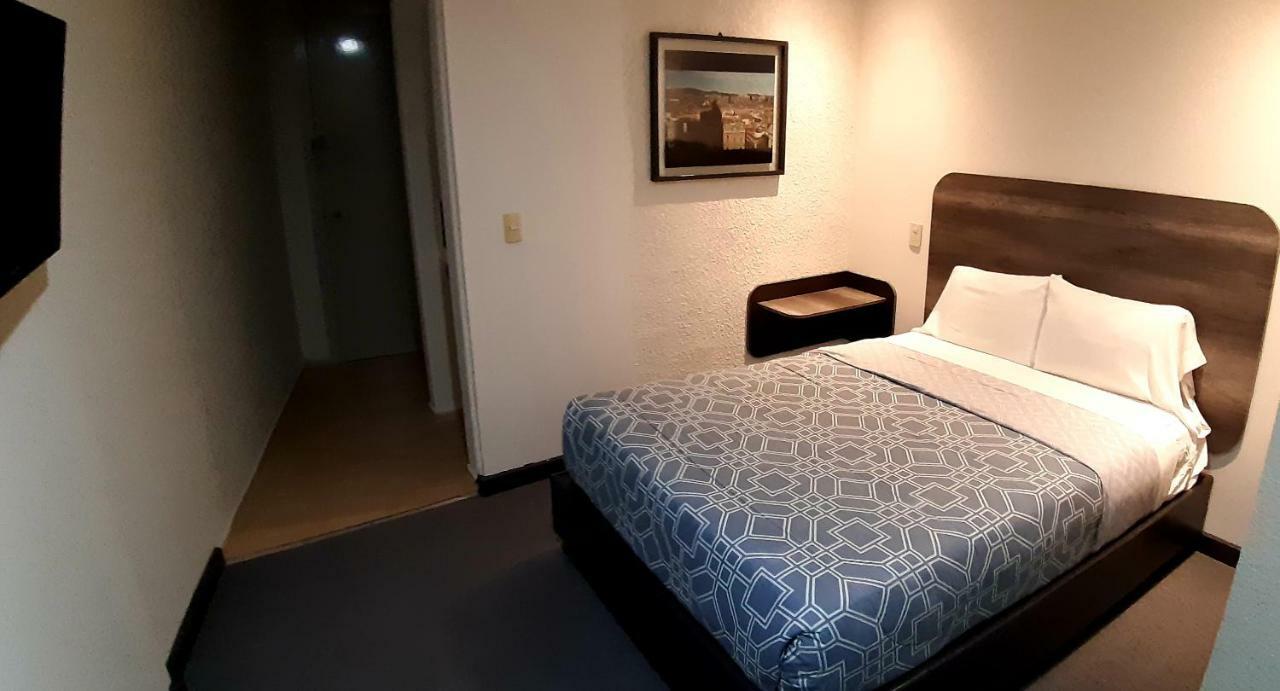 Hb Express Hotel Tlaxcala Ngoại thất bức ảnh